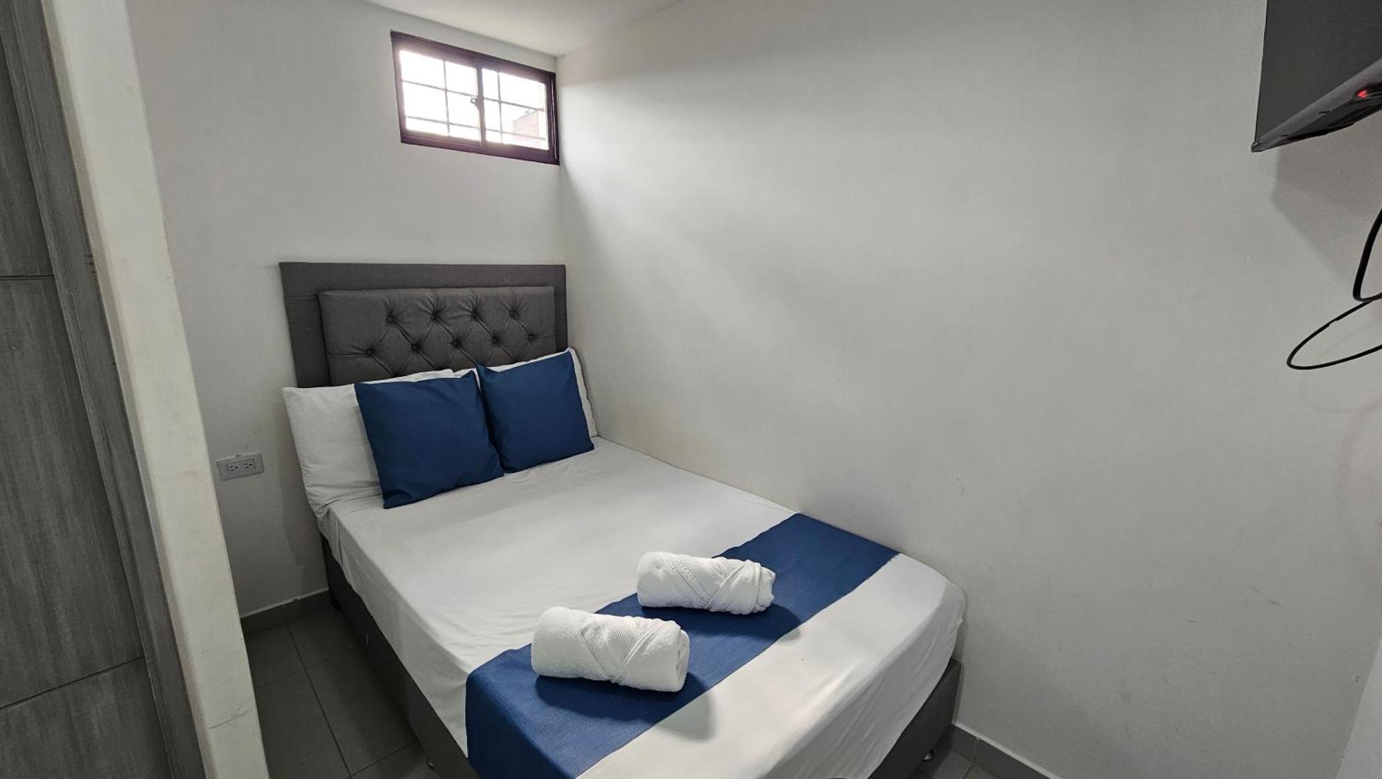 Guest house Casa De Huespedes Campo Valdes *